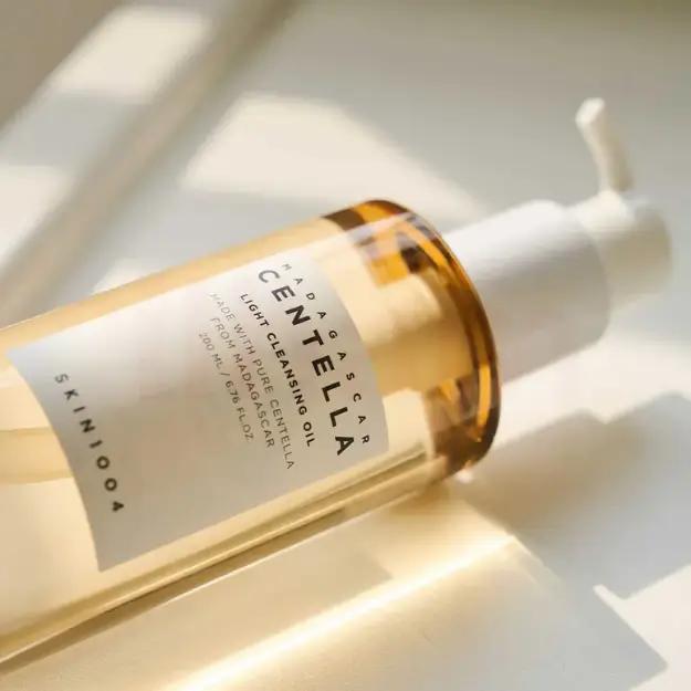 SKIN 1004 Madagascar Centella Light Cleansing Oil With Pure Centella